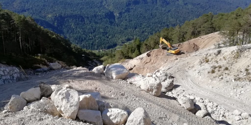 Il cantiere di messa in sicurezza a Cancia