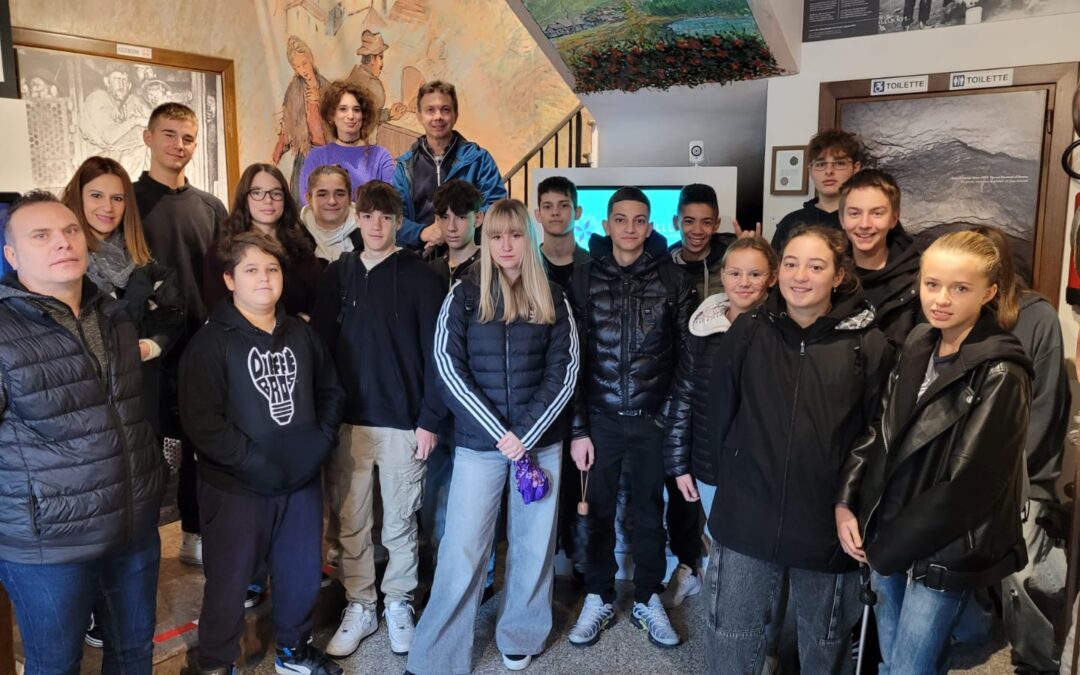 Ripartono le visite al MiM Belluno – Museo interattivo delle Migrazioni. Primo gruppo in visita la classe Alberghiero del Calvi Dolomieu